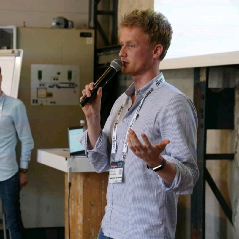 Bas van Dijk Customer Journey Excellence Specialist at Bol.com - CRO.CAFE podcast guest