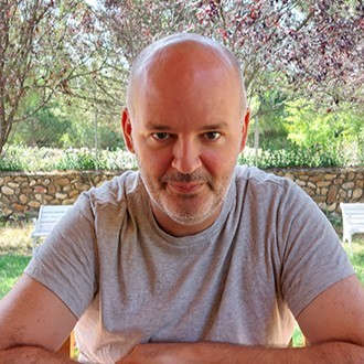 Dani Solana Design Manager & Behavioural Design at BBVA - CRO.CAFE podcast guest